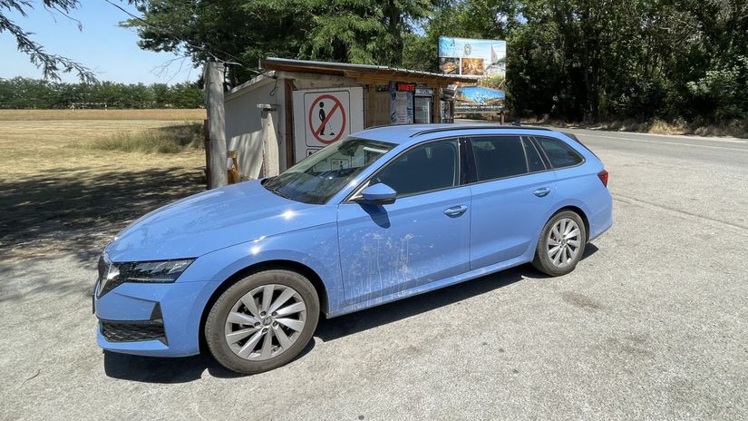Áno aj v takejto búdke sa predávajú bulharské...