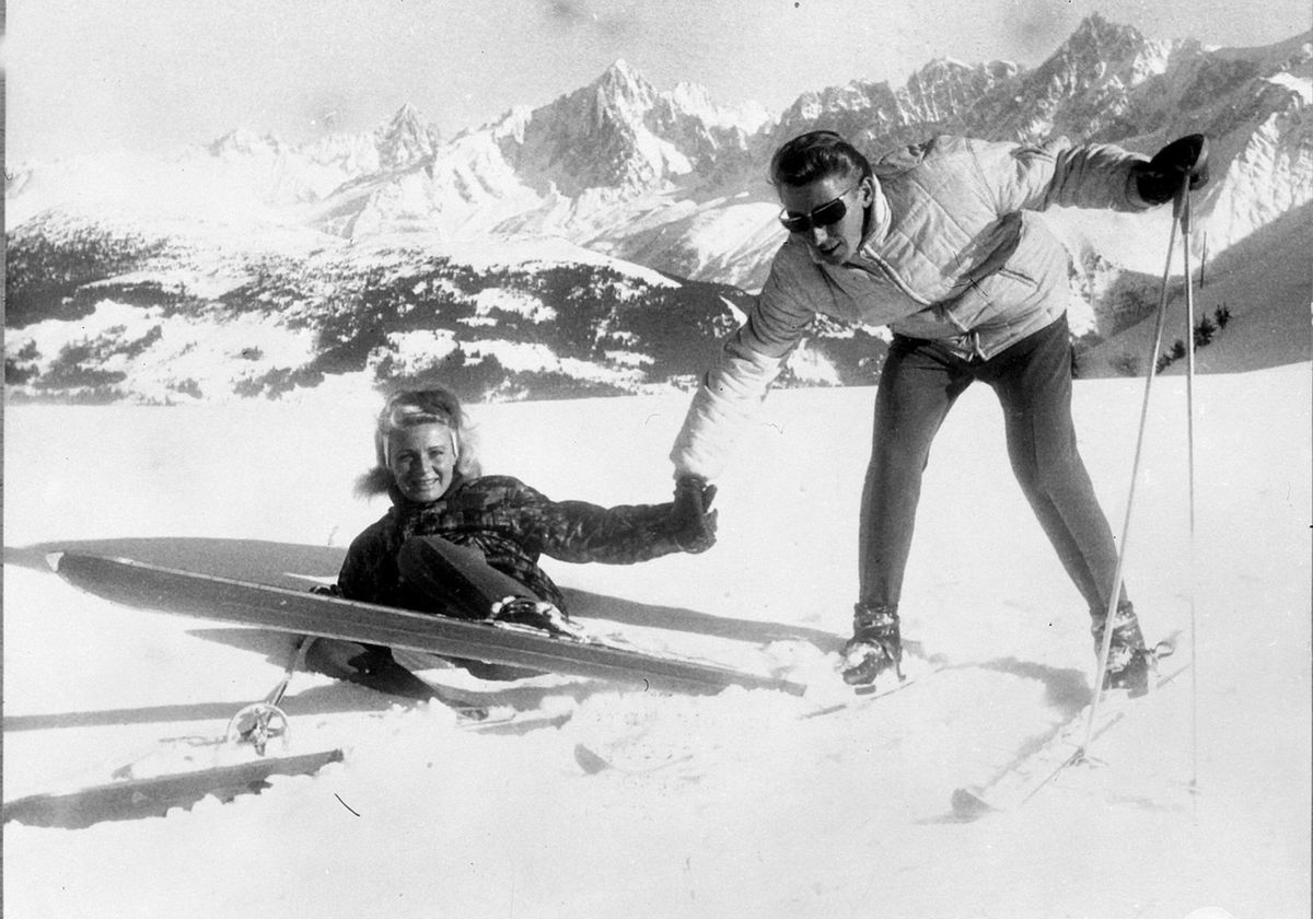 Jacques Anquetil a jeho Janine na lyžovačke vo...