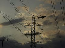 Plane / Power lines /