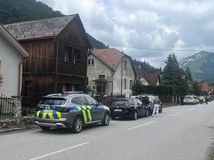 polícia, obec Hubová