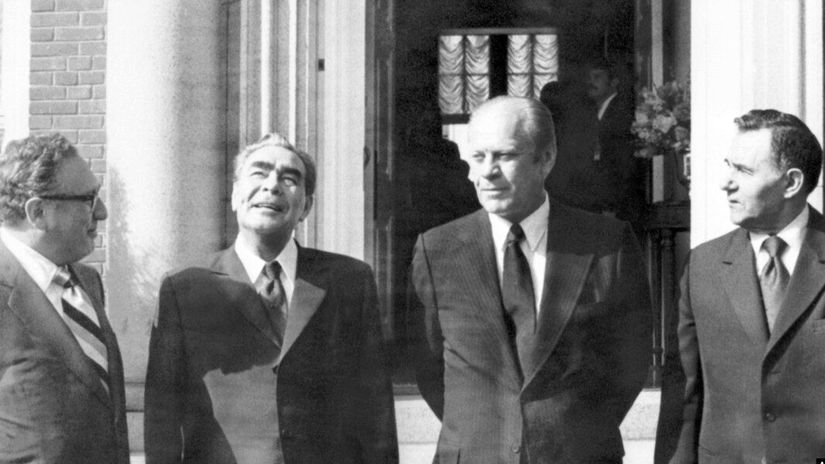 H. Kissinger, L. Brežnev, G. Ford a A. Gromyko