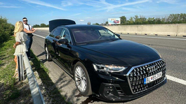 Auto Šimkovičovej dymilo na diaľnici