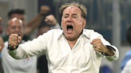 Weiss pálil ostrými: Mám strach. Toto sú noví hráči, ale nie posily. Niektorí ani nemali ísť okolo štadióna, nebudem tu 100 rokov