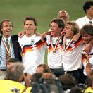 Dostal infarkt na letisku. Zomrel majster sveta, ktorý získal titul s Nemeckom na MS 1990