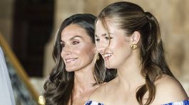 Princezná Leonor loví v maminom šatníku