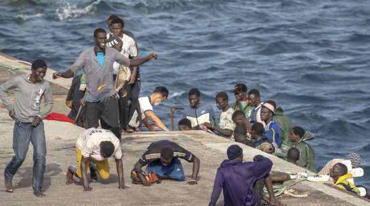 Babišova vláda odmietla migračný pakt EÚ a aj emisné kvóty ETS2