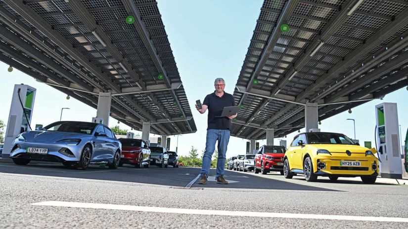 Auto Express postavil proti sebe desať...