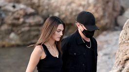 Herec Leonardo DiCaprio a jeho partnerka -...