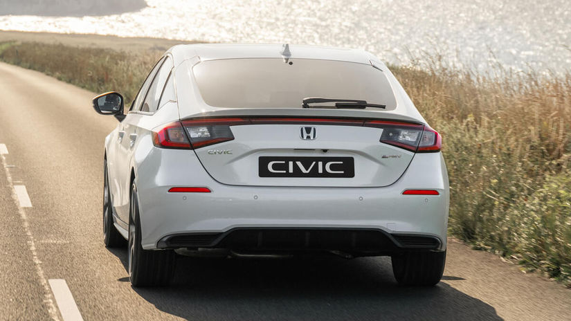 Nechýba ani nový dizajn diskov kolies a...