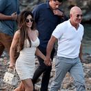 Jeff Bezos a jeho manželka Lauren Sanchez