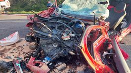 Pri čelnej zrážke dvoch osobných motorových...