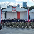 Poľský prezident Karol Nawrocki prevzal velenie...