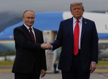 ONLINE: Trump sa stretol s Putinom na Aljaške....