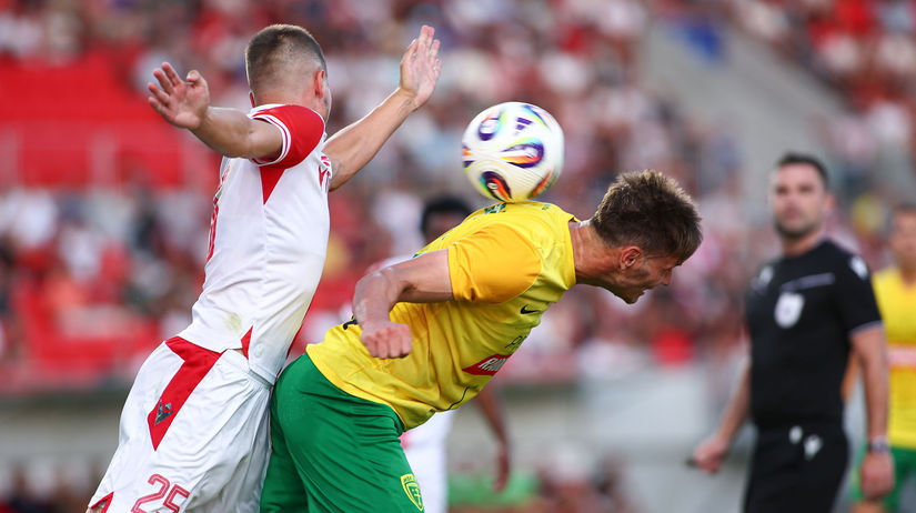 SR Futbal NL 4.kolo Trenčín Žilina TNX