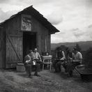 salaš, rádio, rozhlasový prijímač