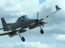 Zlín Z-37 lietadlo čmeliak