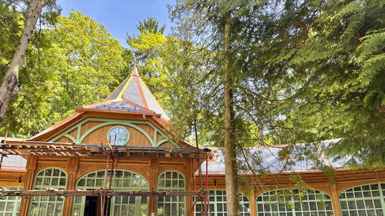 Práce na budove, ktorá bude otvorená ako prvá,...