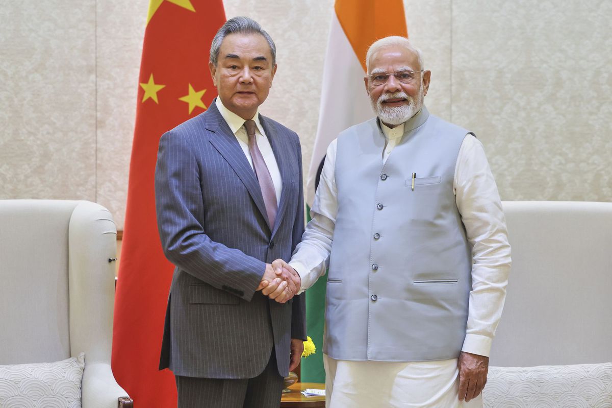 India, Čína, Modi, Wang Ji