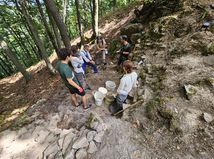 Na hrade Kysak prebieha archeologický výskum