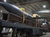 Ukrajina továreň rakety Flamingo drony