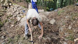 Výskum na hrade Kysak napreduje aj vďaka práci...