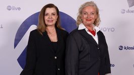 Herečky Zuzana Tlučková (vľavo) a Eva Pavlíková. 