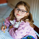 KVÍZ: Dáte diktát bez chyby, na jednotku? Overte si, či vás pravidlá pravopisu neprekvapia