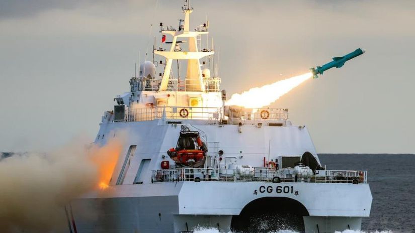 Taiwanská protilodná raketa Hsiung Feng II v...
