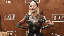 Herečka Helen Mirren v máji 2025 na premietaní...