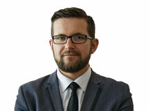 Perzská hra o tróny. Kto zvíťazí? Možno...