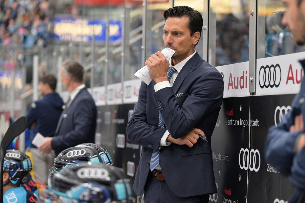 Trénerská kariéra Brada Tappera bola v...