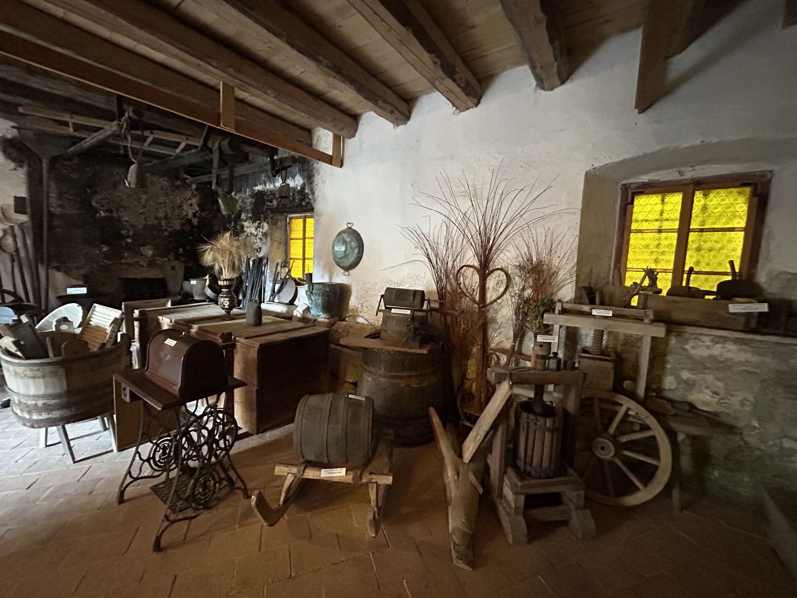 Etnografické múzeum v Jenkových kasárňach v...