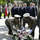 SR Bratislava SNP Pietny akt kladenie vencov BAX