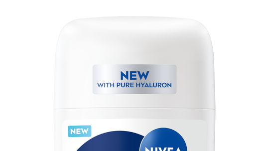 Tuhý antiperspirant Derma Control Defend od...