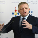 SR Senica výjazdové rokovanie vláda TTX