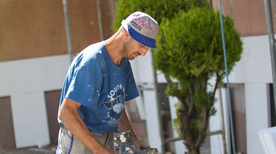 Stavebný trh bojuje s nedostatkom...