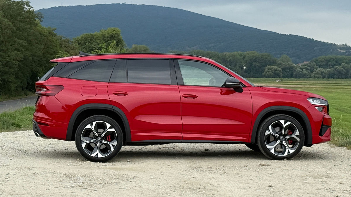 Kodiaq je s celkovou dĺžkou 4 761 mm a rázvorom...