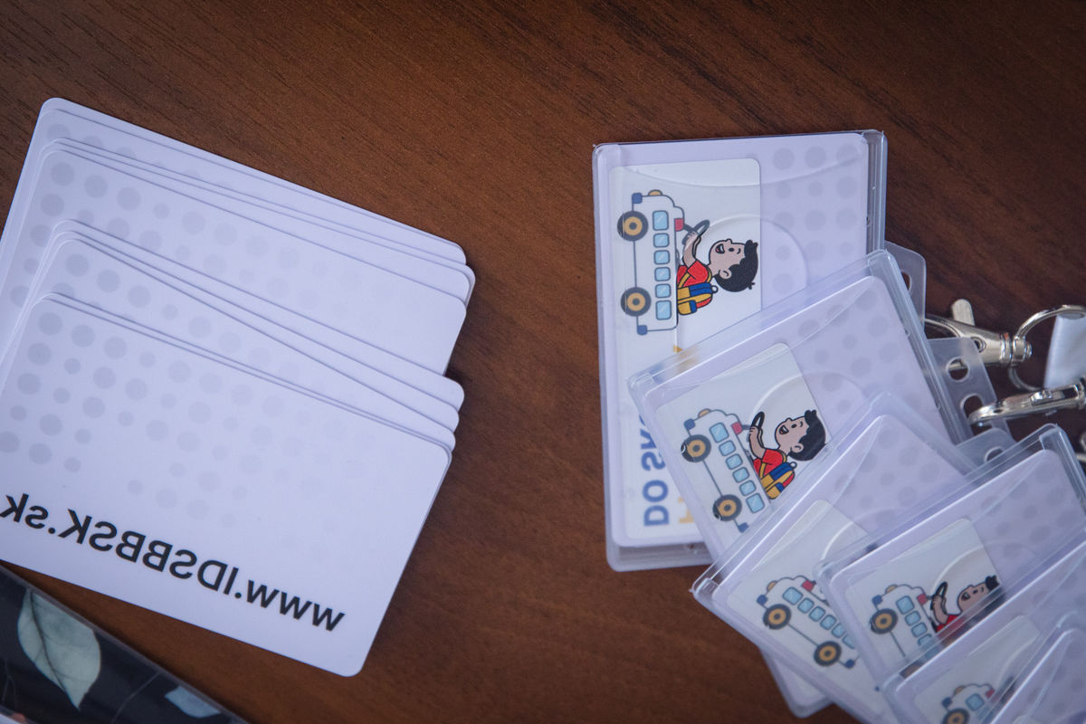 Nové dopravné karty IDS BBSK