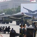 Čína, vojenská prehliadka