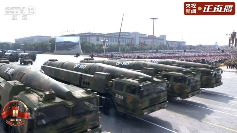 Čínska protilodná balistická raketa DF-26 D...