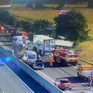 Havária troch kamiónov - diaľnica D1