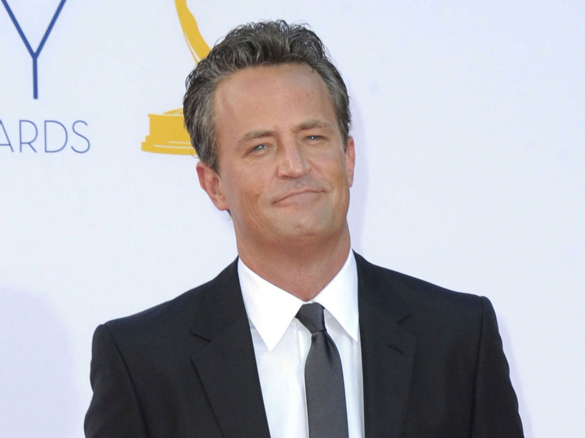 Herec Matthew Perry na archívnom zábere z roku...