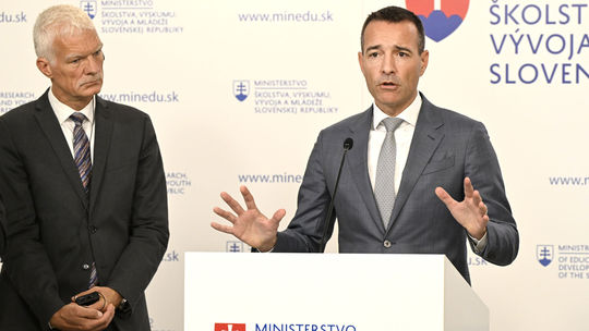 Žiaci sa od budúceho roka budú učiť o umelej inteligencii