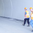 Vianočný darček pre motoristov: Tunel Višňové zrejme otvoria po 27 rokoch od prvého vrtu. V akom stave je arbitráž?