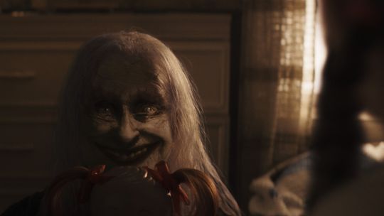 Warrenovcov ohrozuje hneď niekoľko entít.