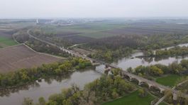 Modernizáciu a opravu trate okrem povodní a...