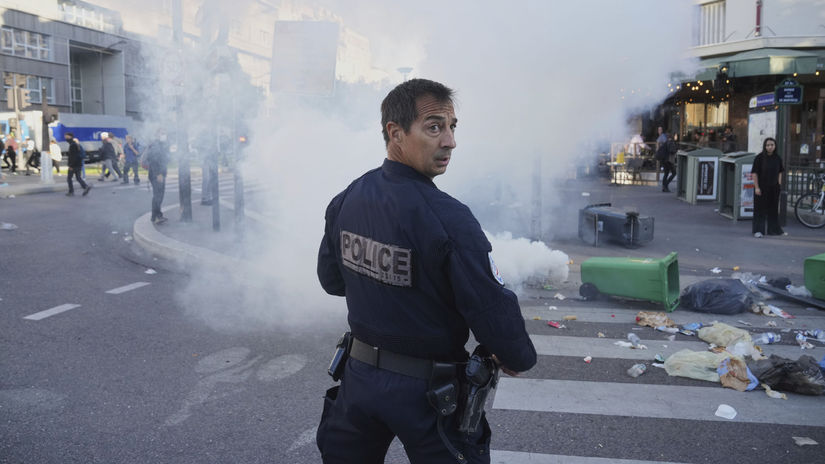 Francúzsko protesty polícia