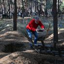 Vel  ky   vlastenecky   vy  let  zdroj...