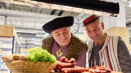 COOP Jednota, bača a honelník