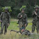 Poľsko, armáda, vojaci, streľba,